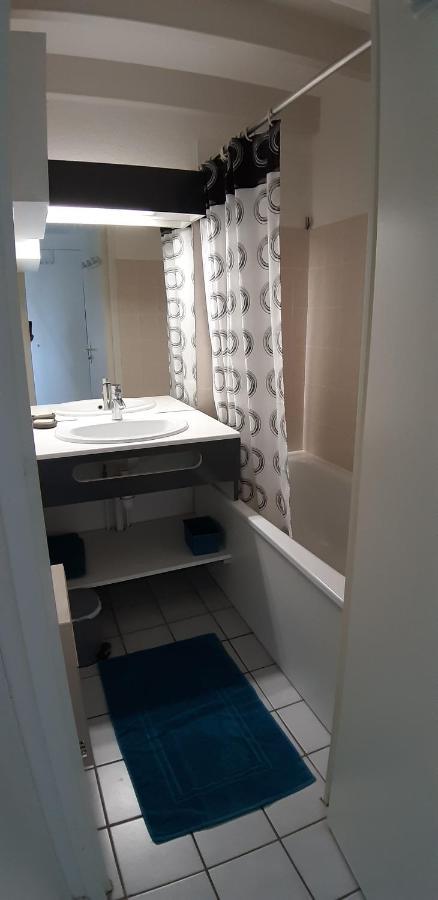 6 Personnes, 3 Min A Pied De La Et Du Centre Apartment